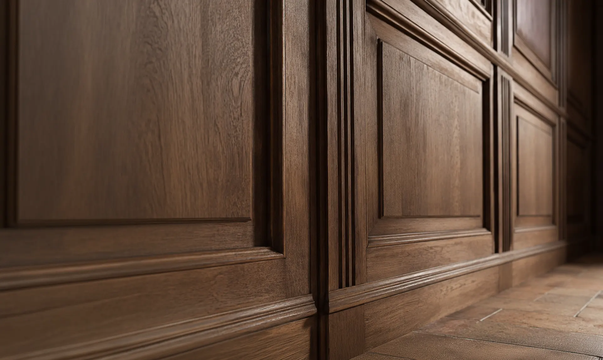 Boiseries à panneaux moulurés en enfilade, réalisées sur mesure